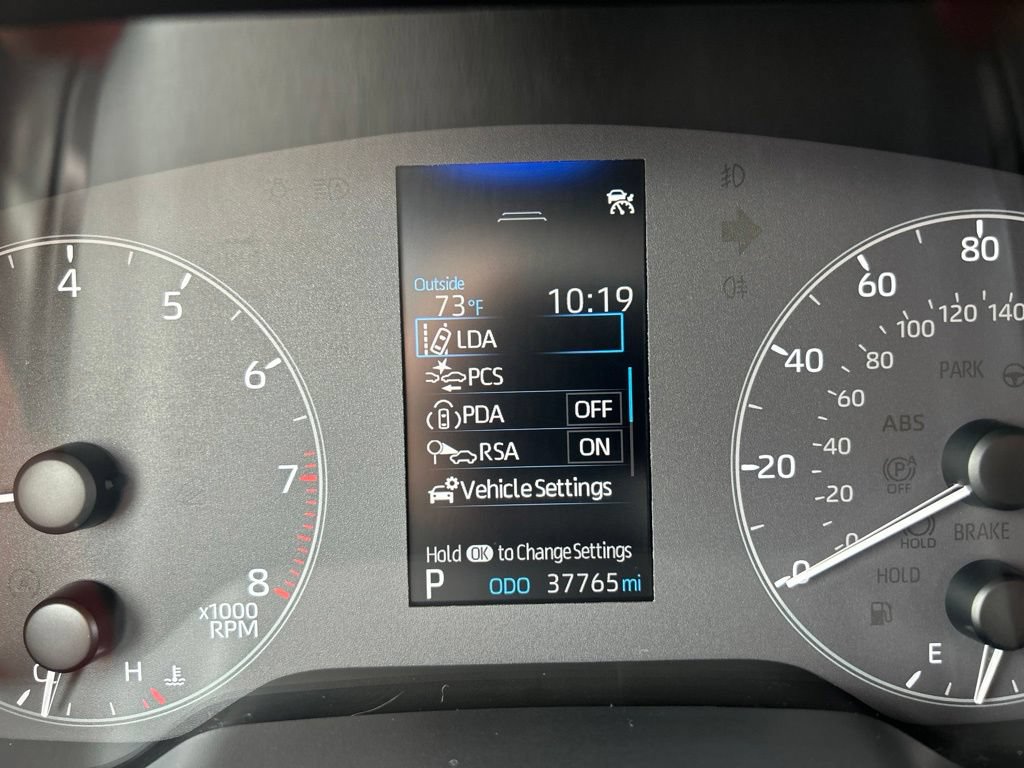 Used 2025 Toyota Corolla LE FWD image 24