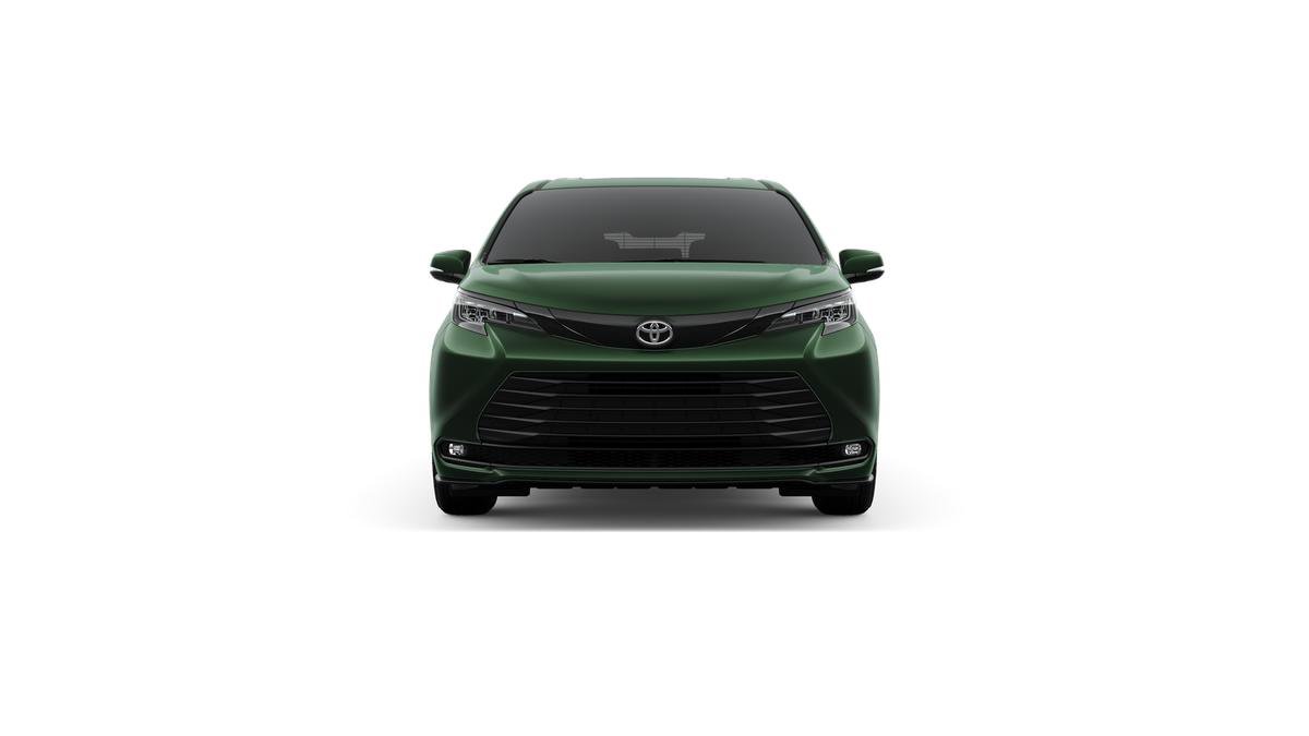 New 2026 Toyota Sienna XLE Woodland Edition image 34