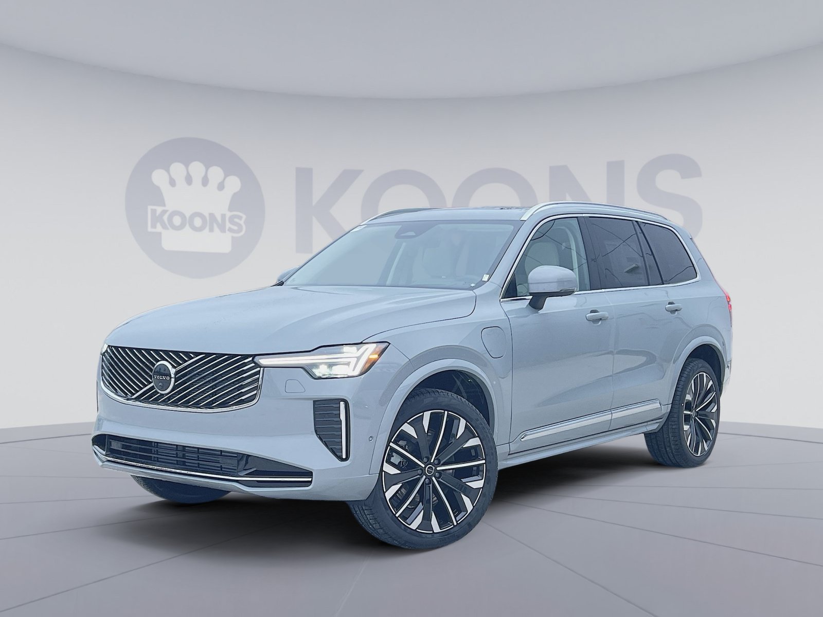 New 2026 Volvo XC90 T8 Ultra w/ Protection Package Premier