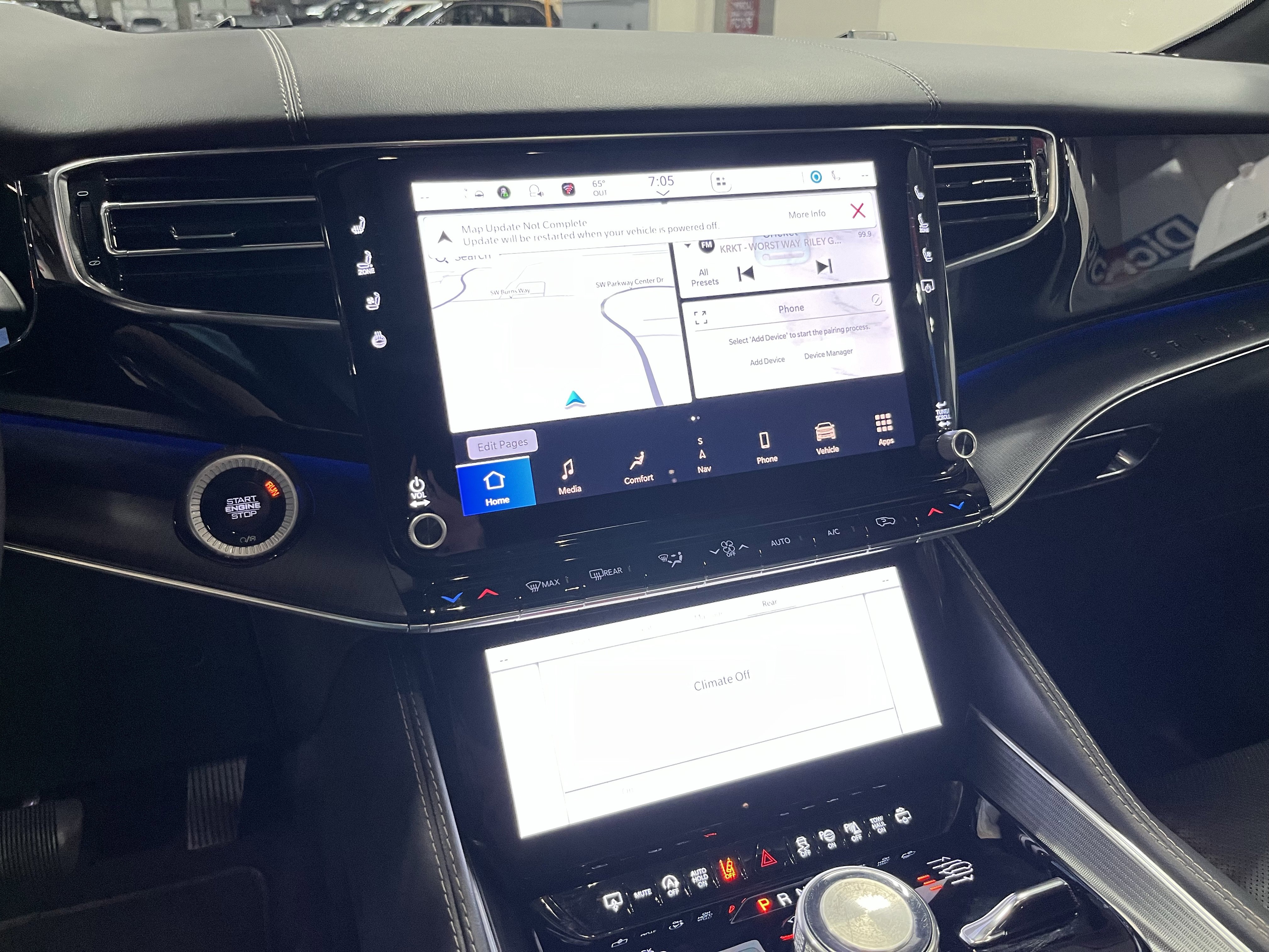 Used 2024 Jeep Grand Wagoneer L Series II w/ Quick Order Packagew 28T image 24