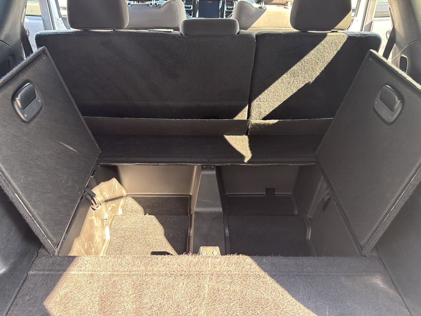 Used 2023 Dodge Durango SXT image 16