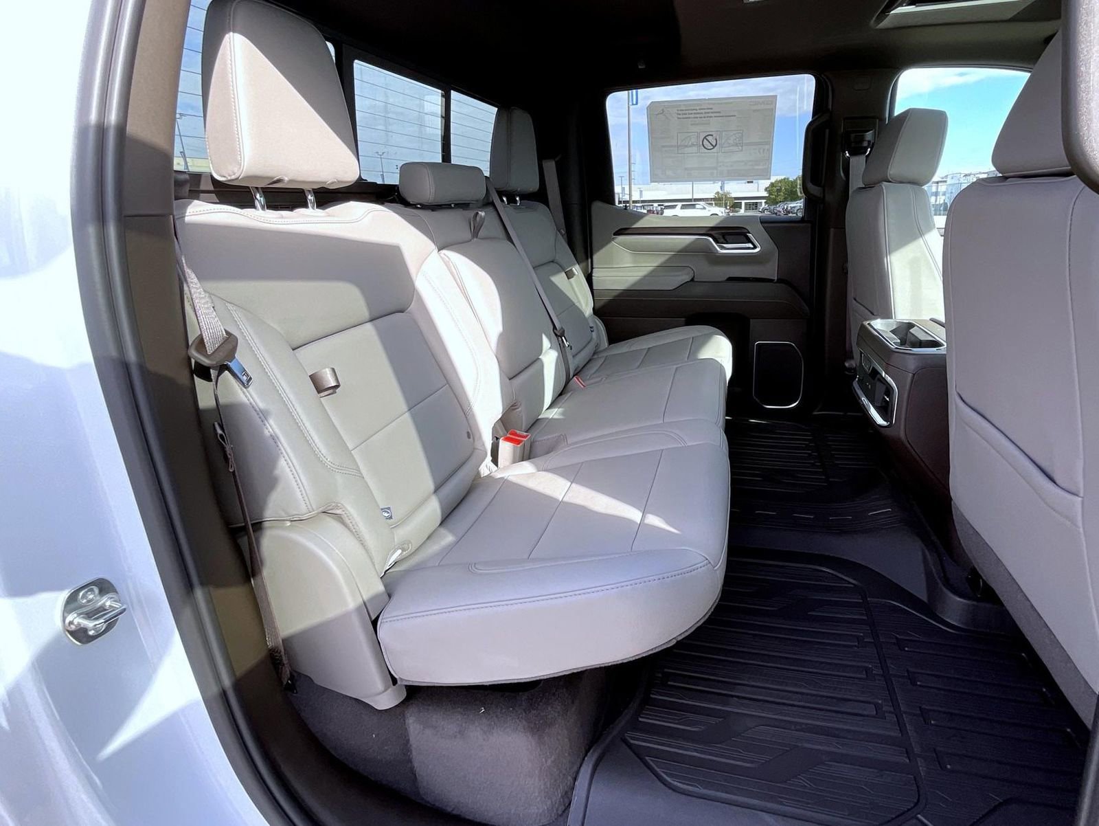 New 2026 GMC Sierra 1500 SLT w/ SLT Premium Plus Package image 18