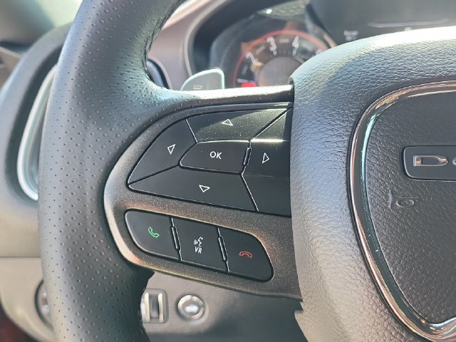Used 2022 Dodge Challenger R/T RWD image 17