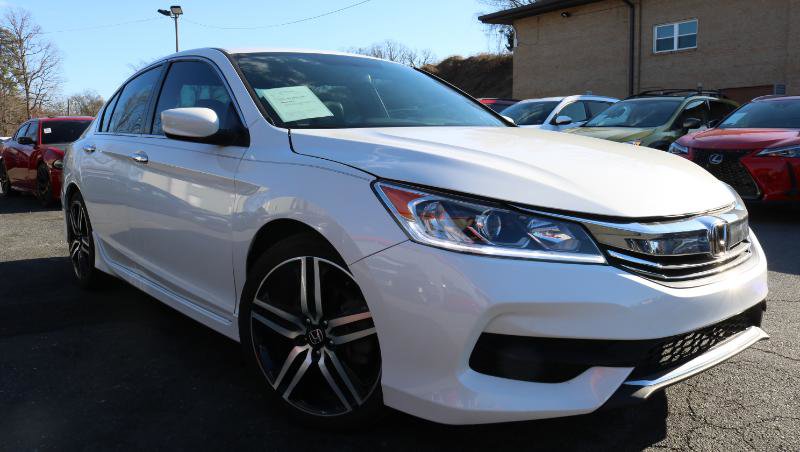 Used 2017 Honda Accord Sport Special Edition image 3