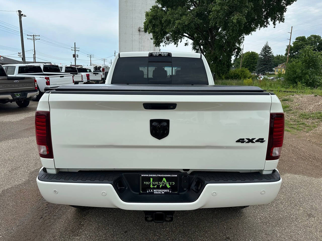Used 2017 RAM 2500 Laramie w/ Sport Appearance Group AWD/4WD image 4