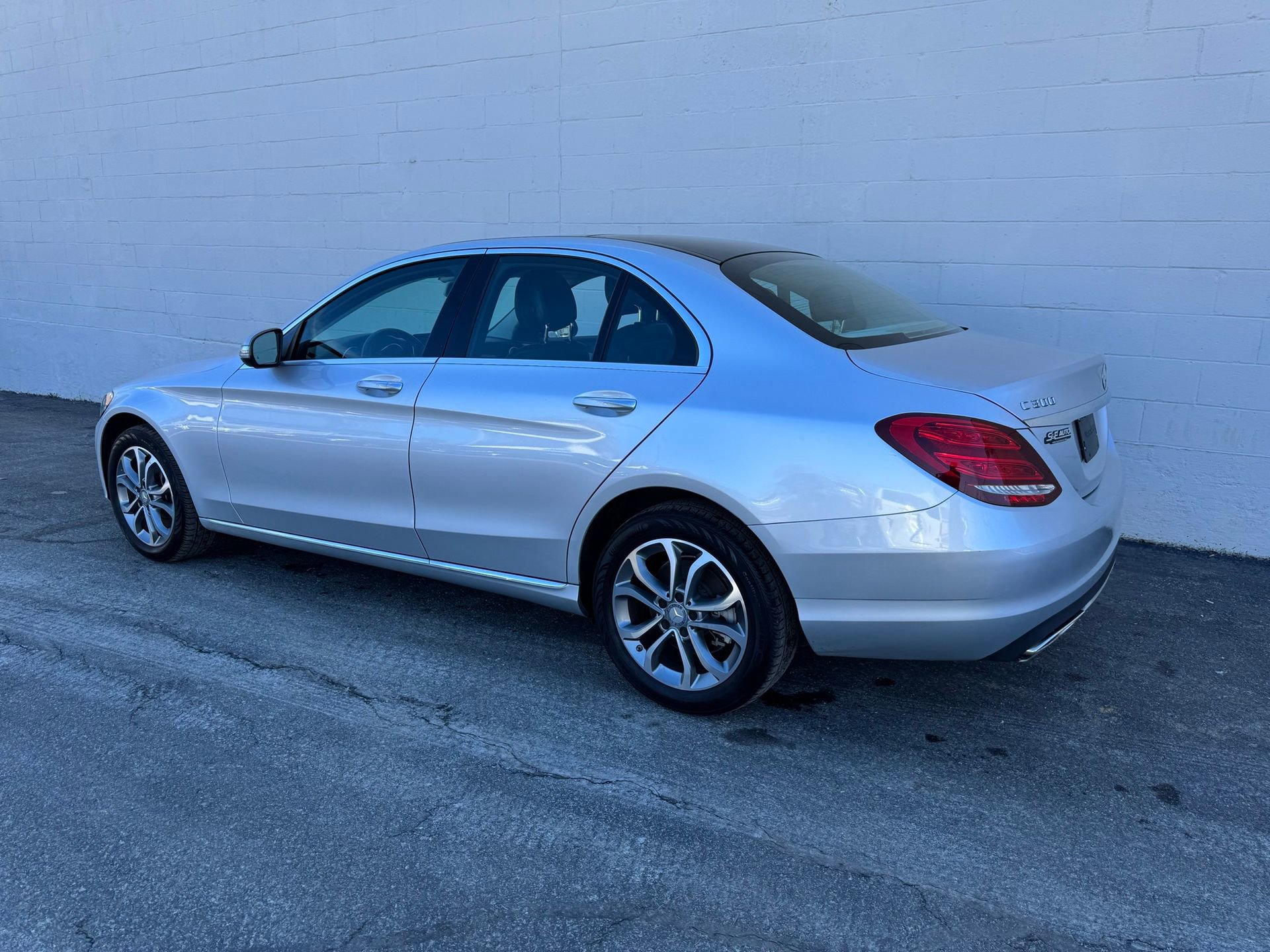 Used 2015 Mercedes-Benz C 300 4MATIC Sedan image 3