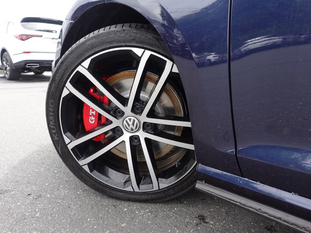 Used 2017 Volkswagen GTI Sport FWD image 10
