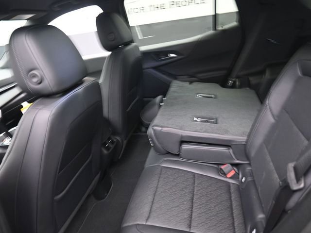 New 2026 Chevrolet Equinox LT w/ Convenience Package II image 9