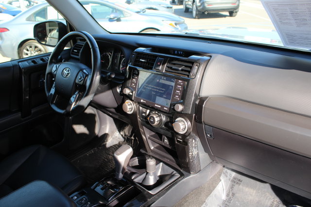 Certified 2024 Toyota 4Runner TRD Off-Road Premium w/ Moonroof Package AWD/4WD image 24