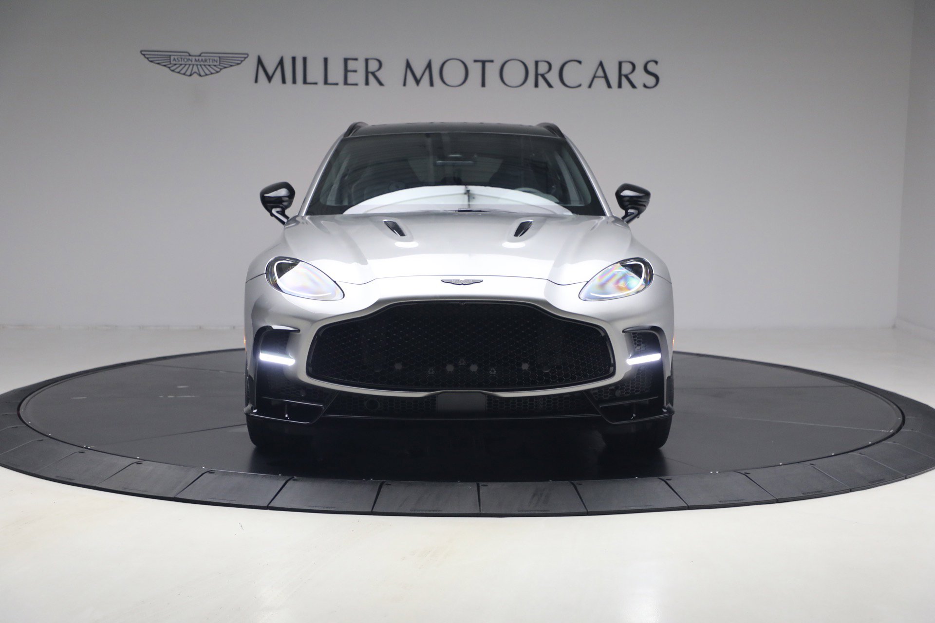 New 2026 Aston Martin DBX S AWD/4WD image 12