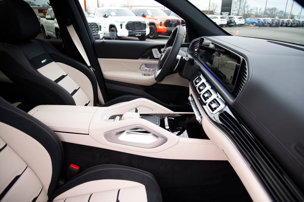 New 2026 Mercedes-Benz GLE 53 AMG 4MATIC image 11