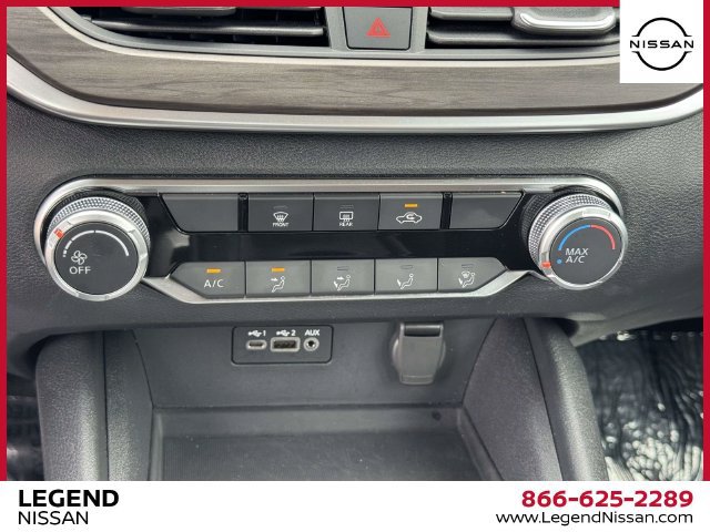 Used 2025 Nissan Altima 2.5 SV FWD image 29