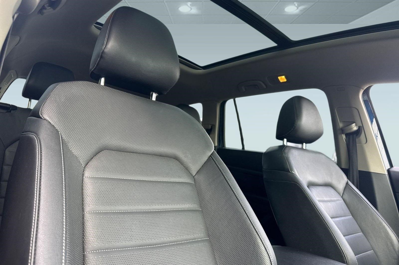 Used 2019 Volkswagen Atlas SEL Premium AWD/4WD image 24