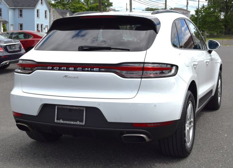 Used 2019 Porsche Macan AWD/4WD image 14
