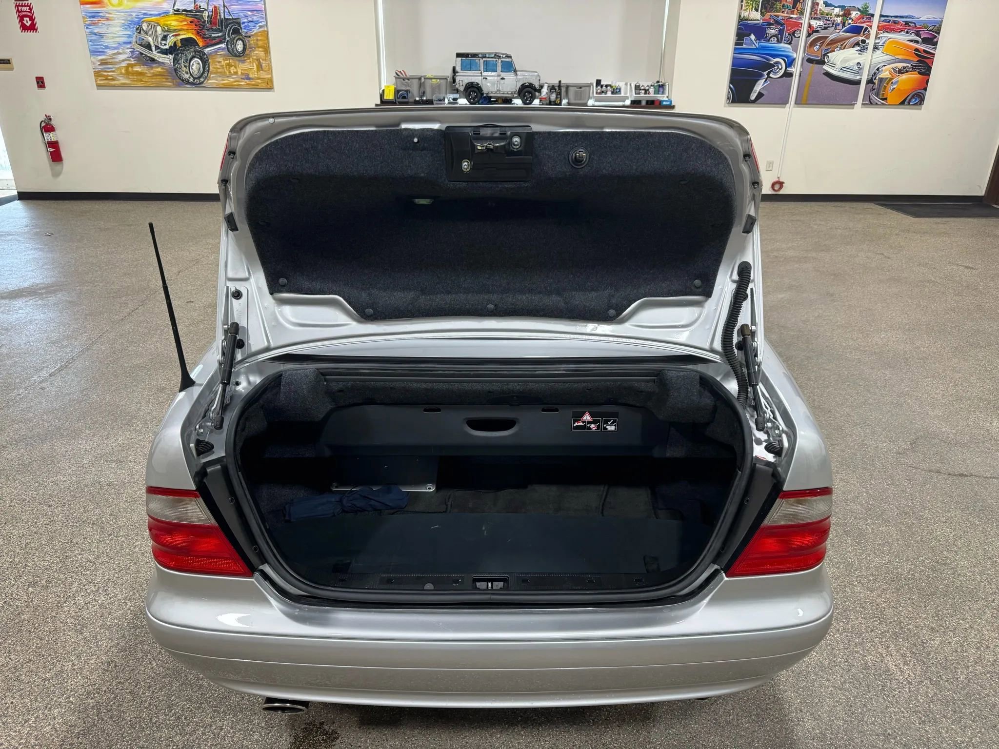 Used 2002 Mercedes-Benz CLK 320 Cabriolet image 31