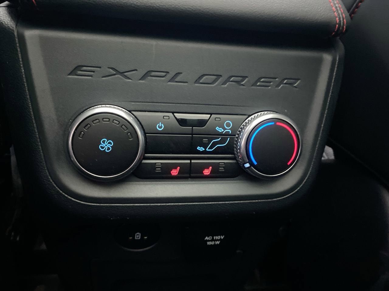 Used 2025 Ford Explorer ST w/ Sun And Sound Package AWD/4WD image 29