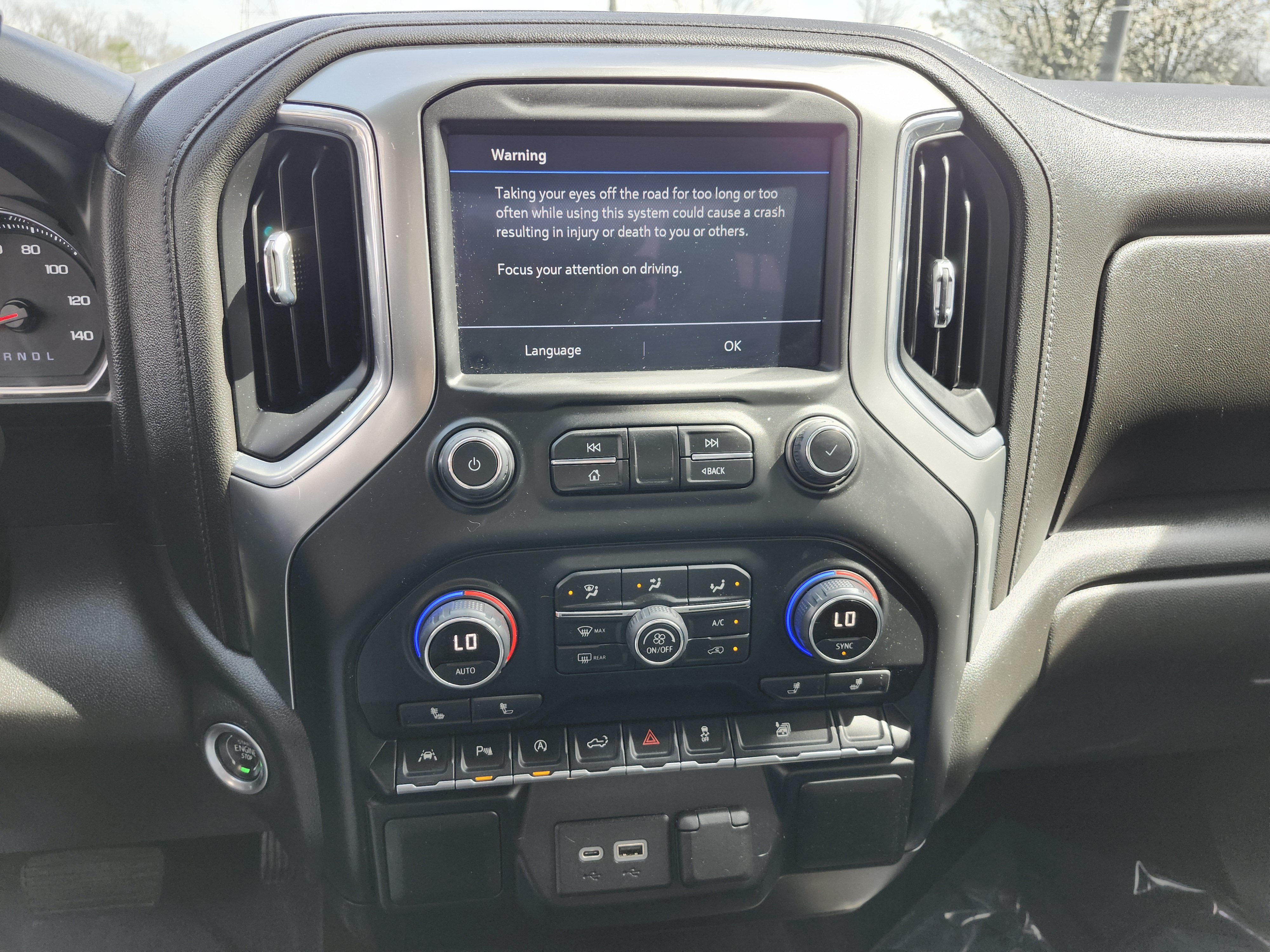 Used 2022 Chevrolet Silverado 1500 LT w/ Safety Package II AWD/4WD image 31