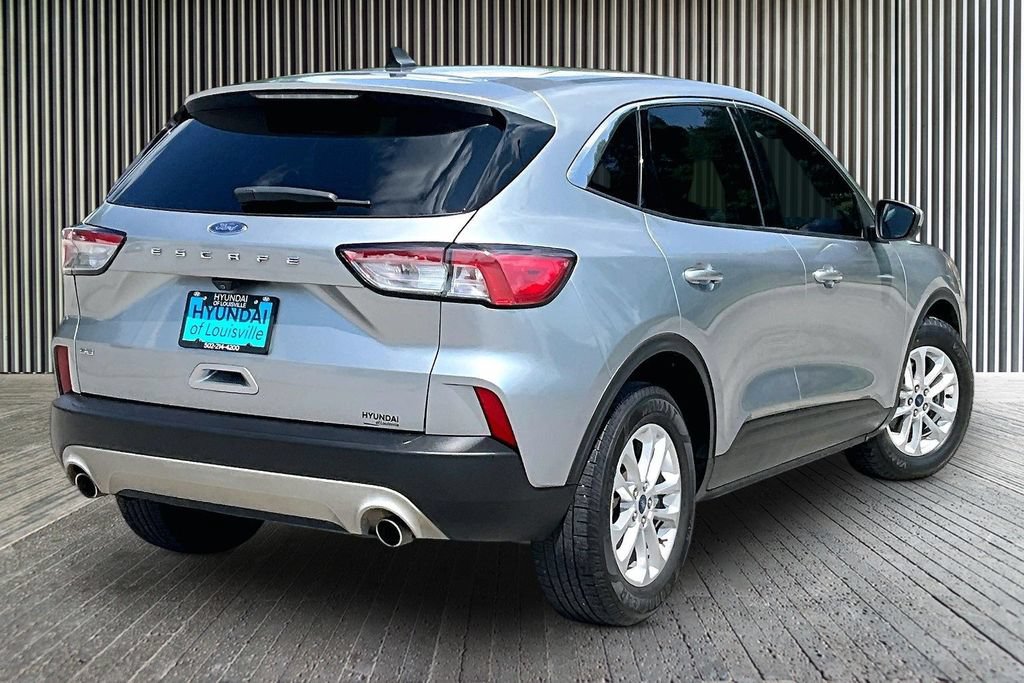 Used 2021 Ford Escape SE w/ Convenience Package FWD image 14