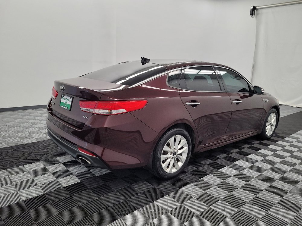 Used 2017 Kia Optima EX w/ Premium Package FWD image 9