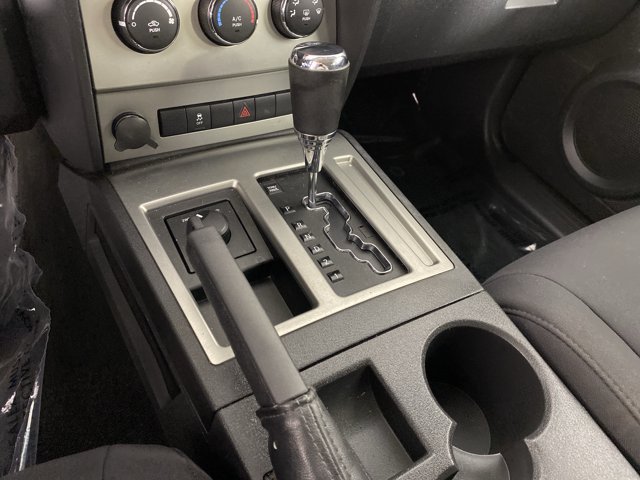 Used 2011 Dodge Nitro Heat AWD/4WD image 20