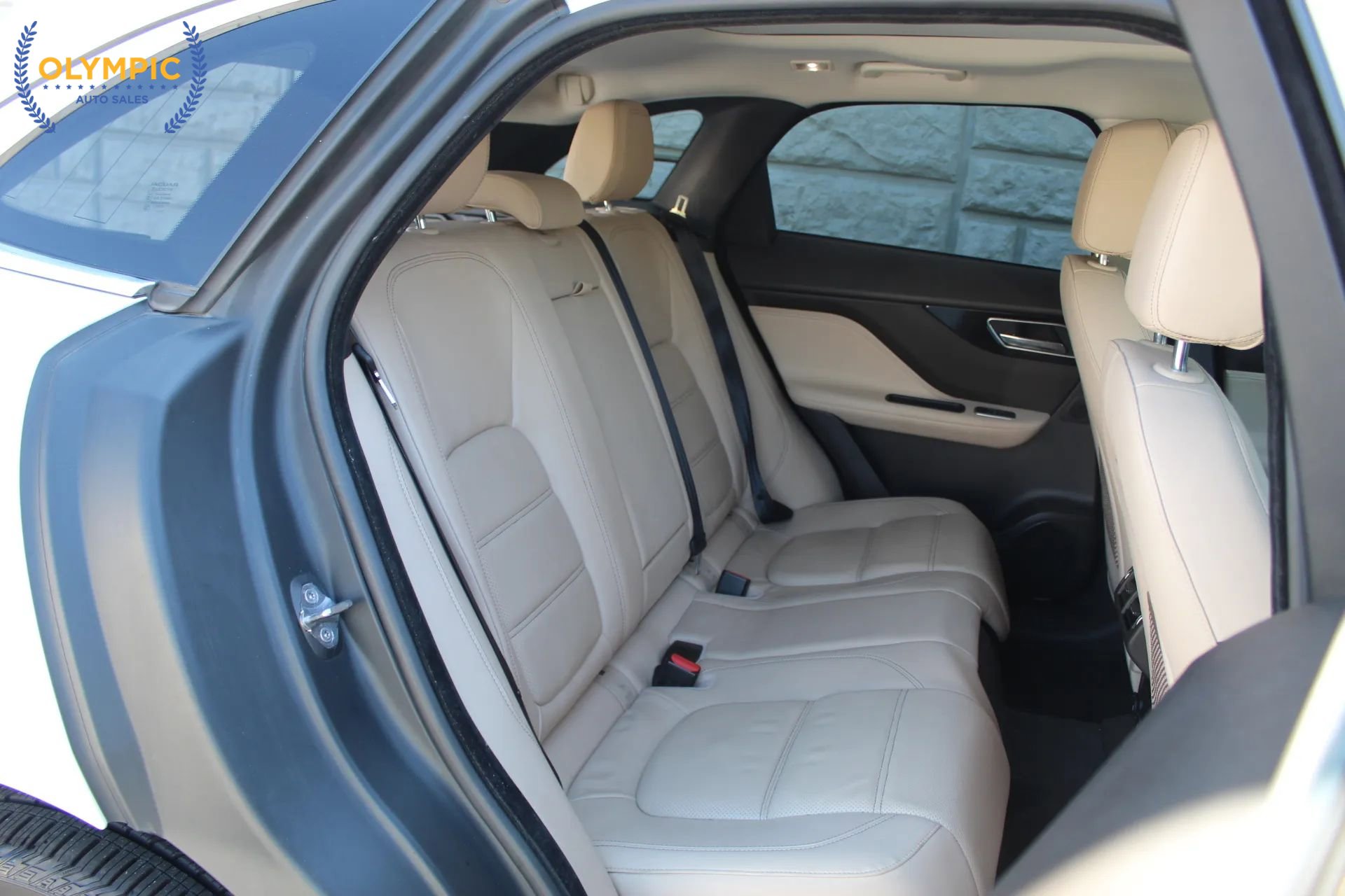 Used 2017 Jaguar F-PACE Prestige AWD/4WD image 35