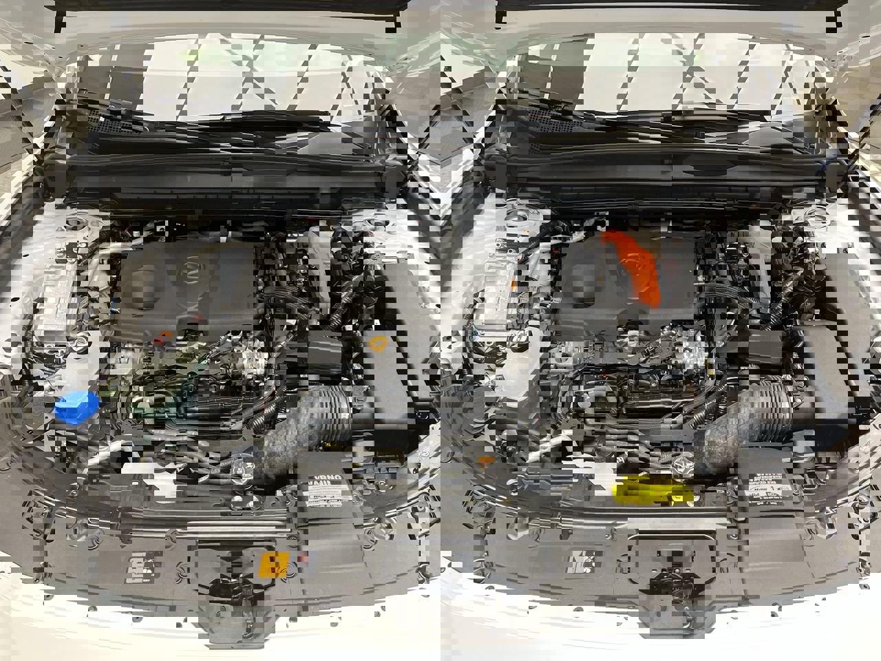 Certified 2025 MAZDA CX-50 2.5 Hybrid w/ Premium Plus Pkg image 28