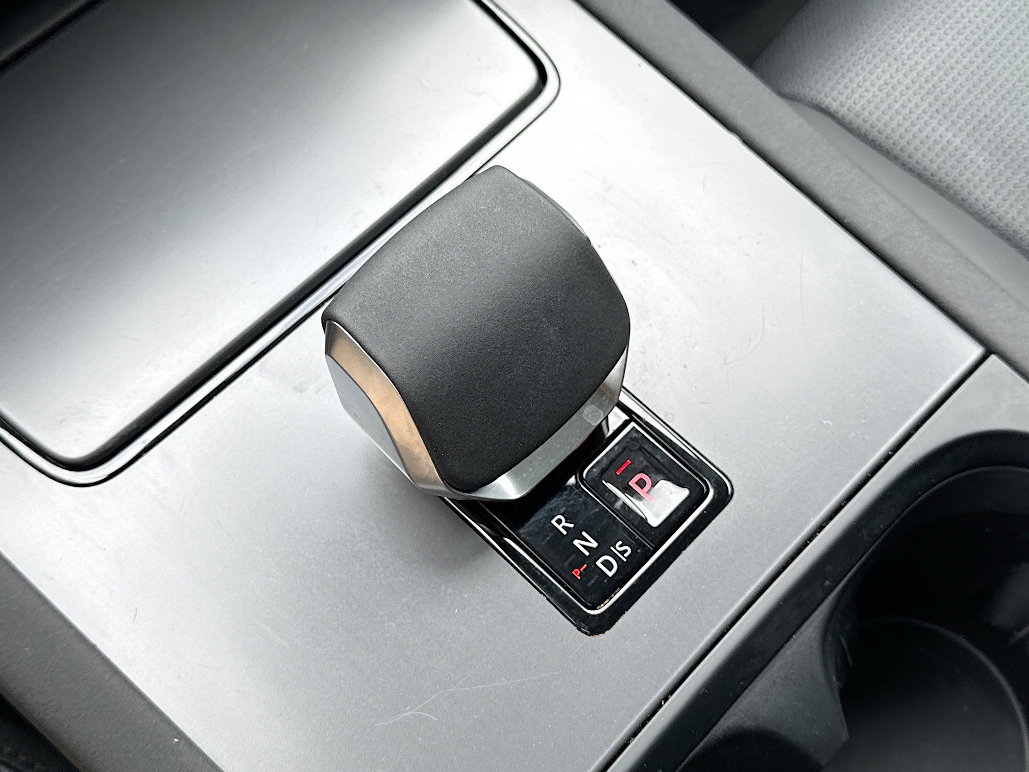 Certified 2025 Land Rover Discovery Sport S image 28