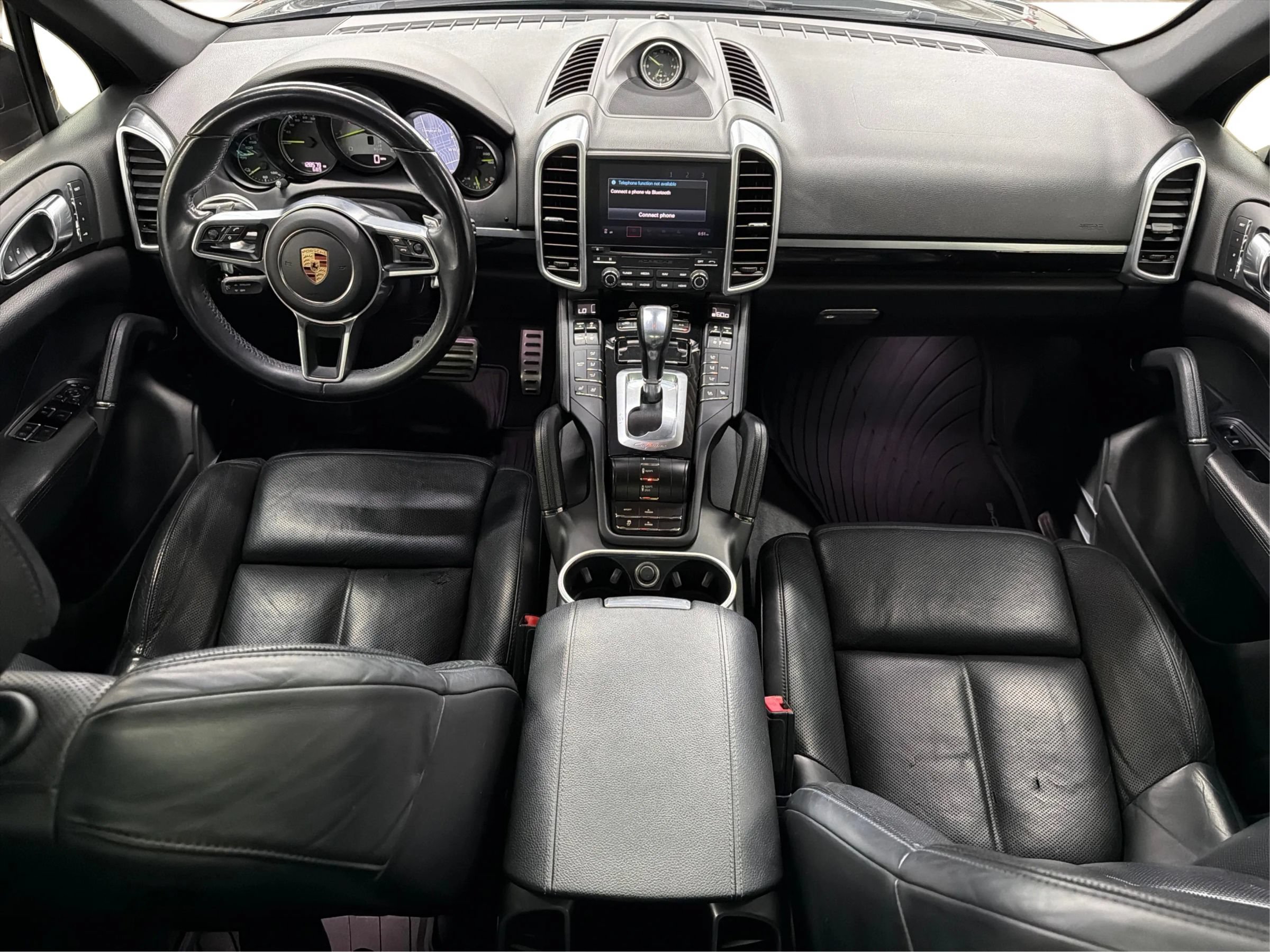Used 2017 Porsche Cayenne S AWD/4WD image 18