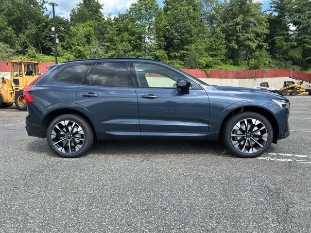 New 2026 Volvo XC60 B5 Plus w/ Protection Package Premier AWD/4WD image 8