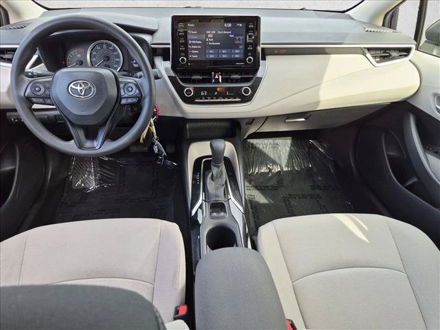 Used 2021 Toyota Corolla LE w/ Carpet Mat Package (TMS) FWD image 16