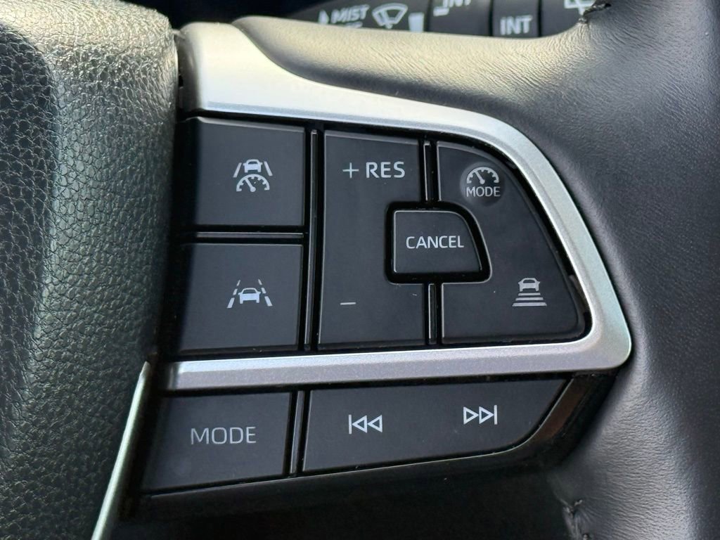 Used 2024 Toyota Grand Highlander XLE image 26