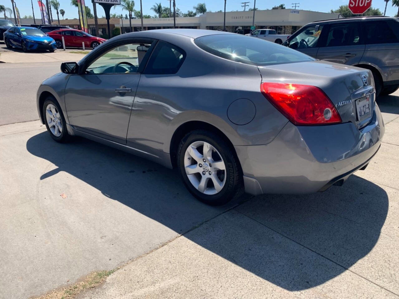 Used 2009 Nissan Altima 2.5 S w/ Convenience Pkg FWD image 4