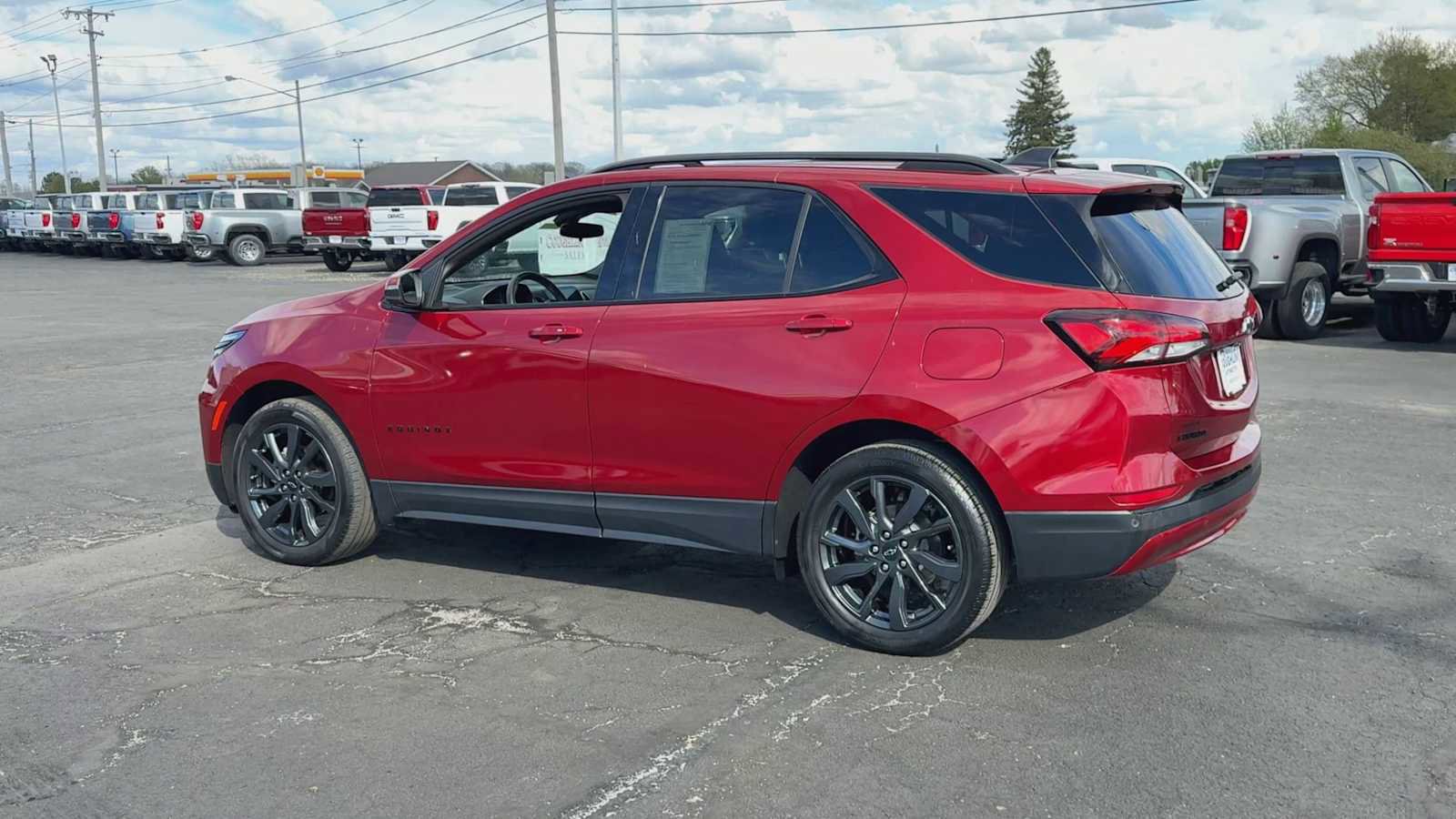 Certified 2024 Chevrolet Equinox RS w/ RS Leather Package FWD image 6