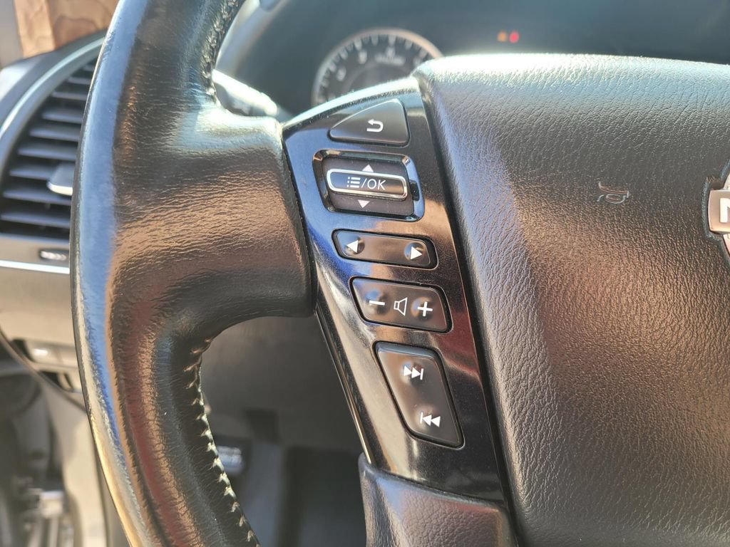 Used 2021 Nissan Armada SL w/ Captain's Chairs Package RWD image 34