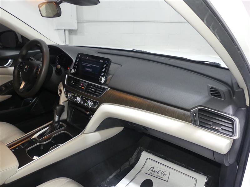 Used 2019 Honda Accord EX image 24