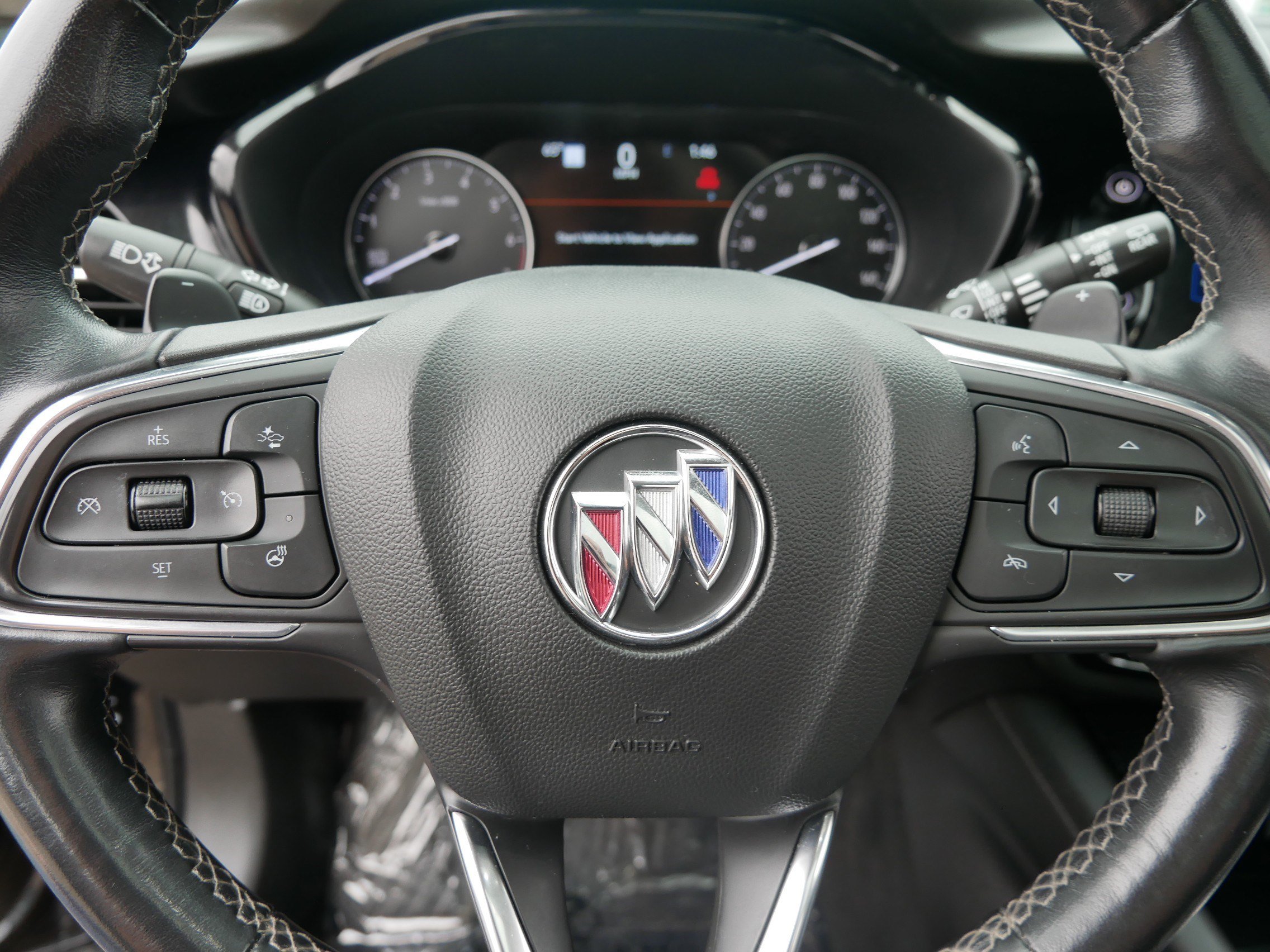 Used 2022 Buick Envision Essence w/ Technology Package II AWD/4WD image 25