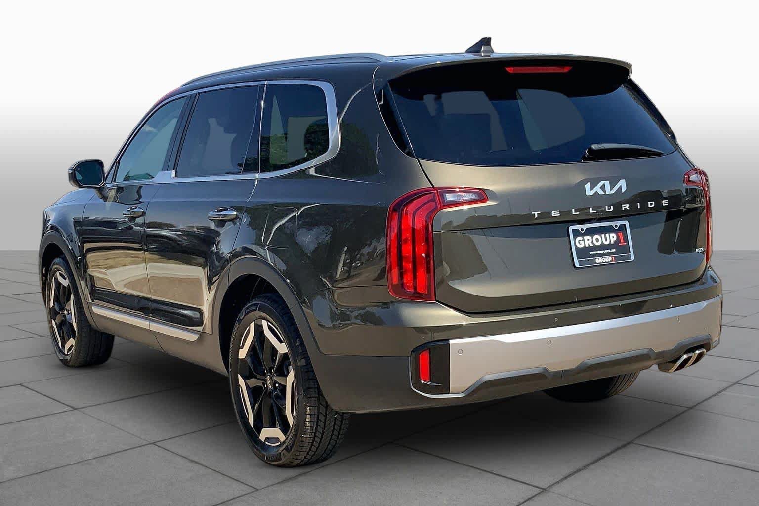 Certified 2025 Kia Telluride S AWD/4WD image 12