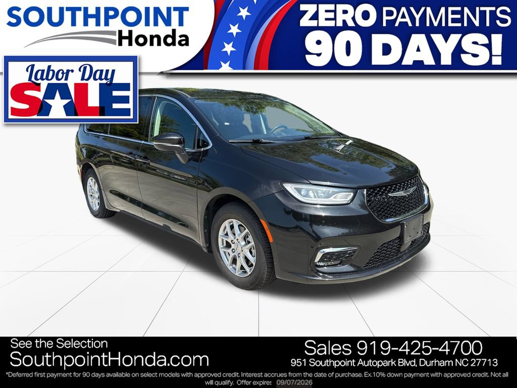 Used 2023 Chrysler Pacifica Touring-L
