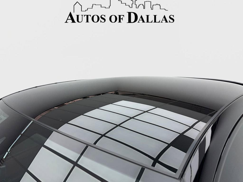 Used 2023 Porsche Cayenne Platinum Edition image 9