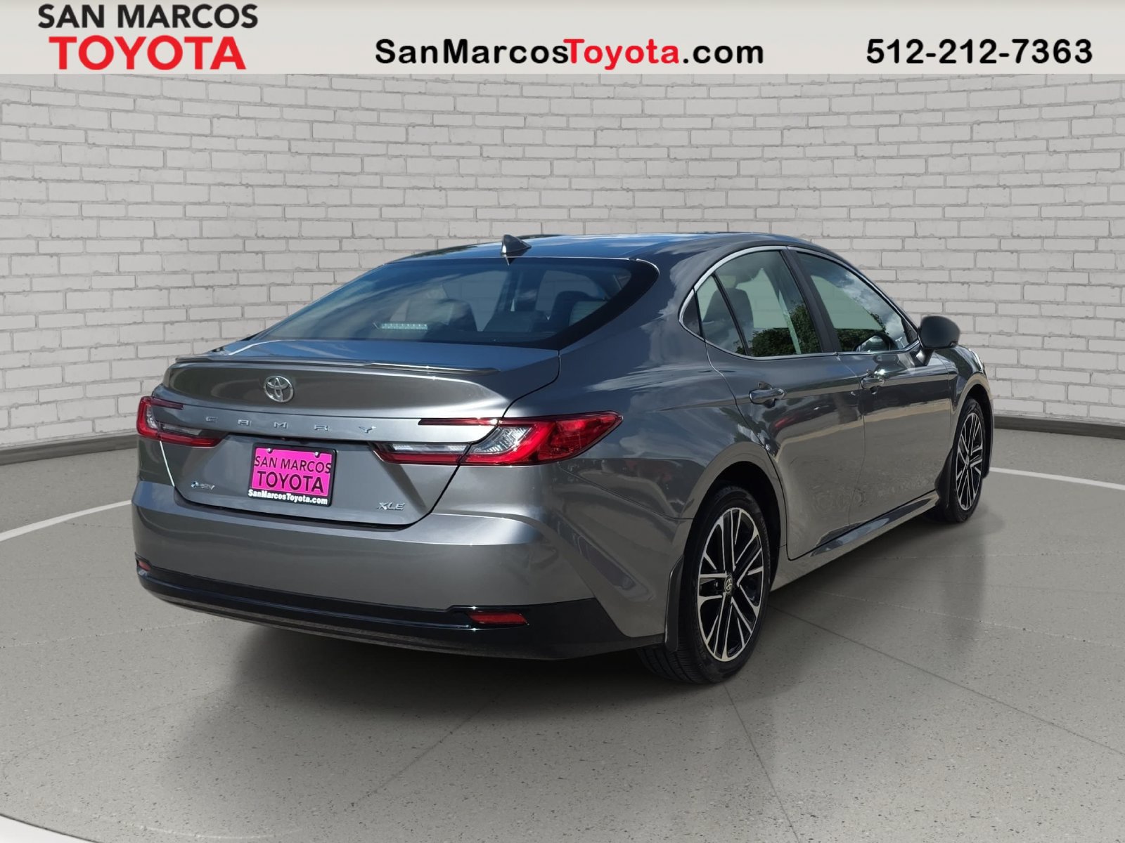 Used 2026 Toyota Camry XLE FWD image 6