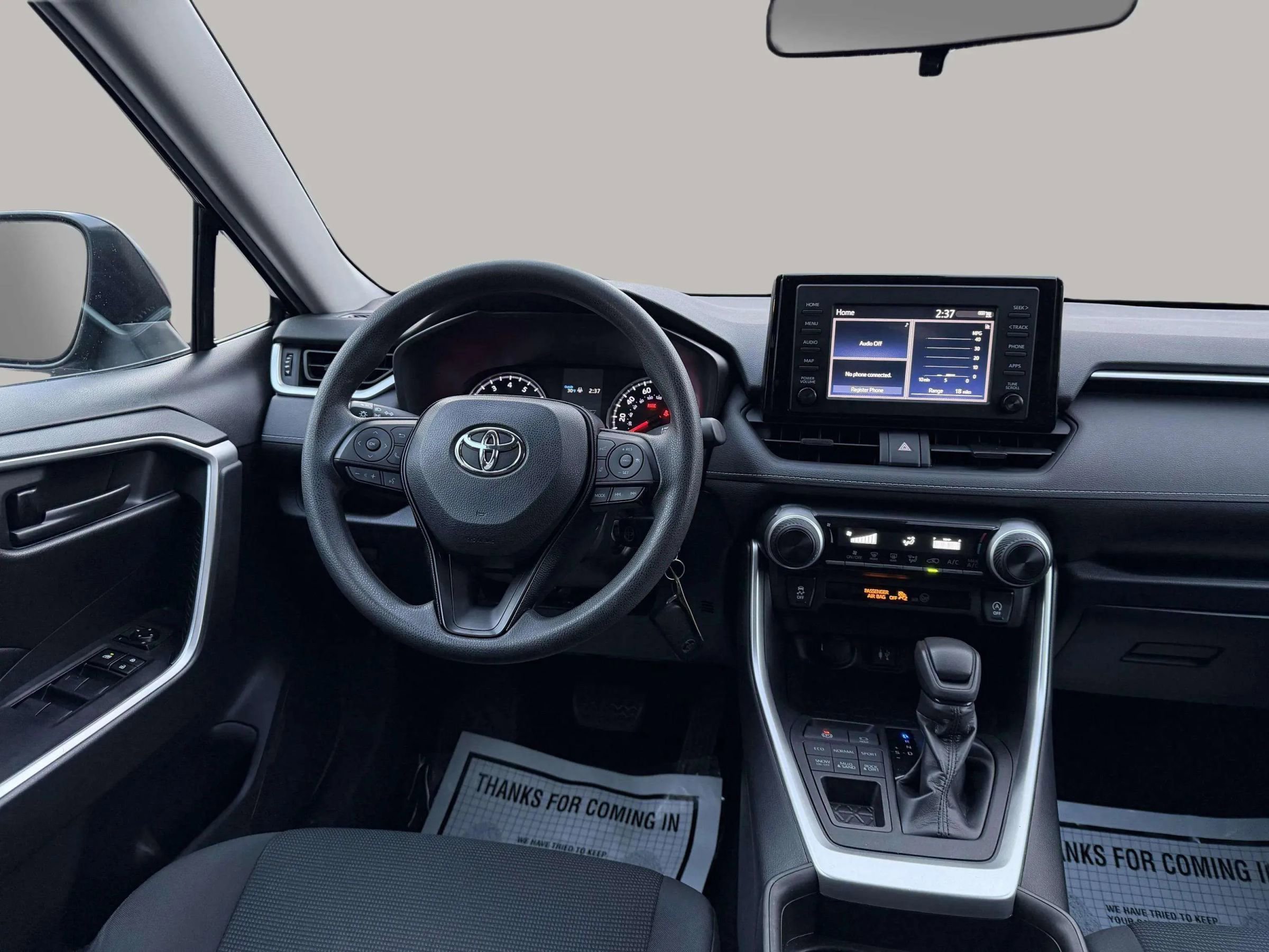Used 2019 Toyota RAV4 LE image 22