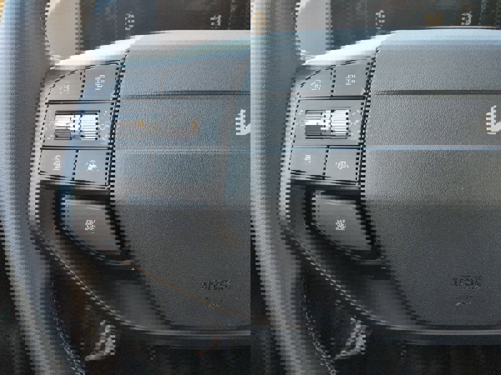 Used 2025 Kia K4 EX image 24