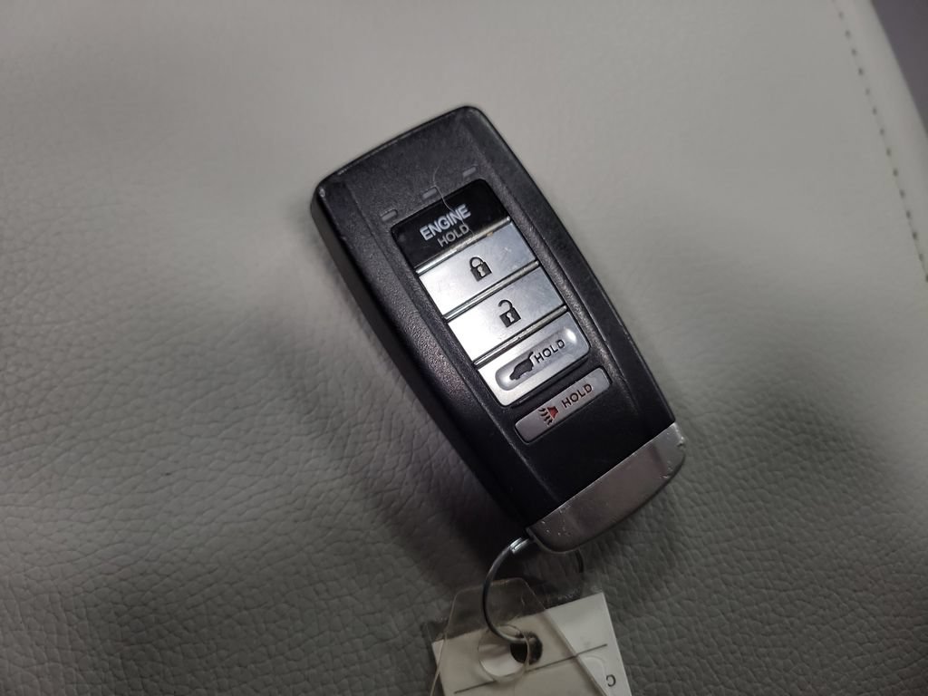 Used 2014 Acura MDX SH-AWD w/ Tech & Entertainment image 16