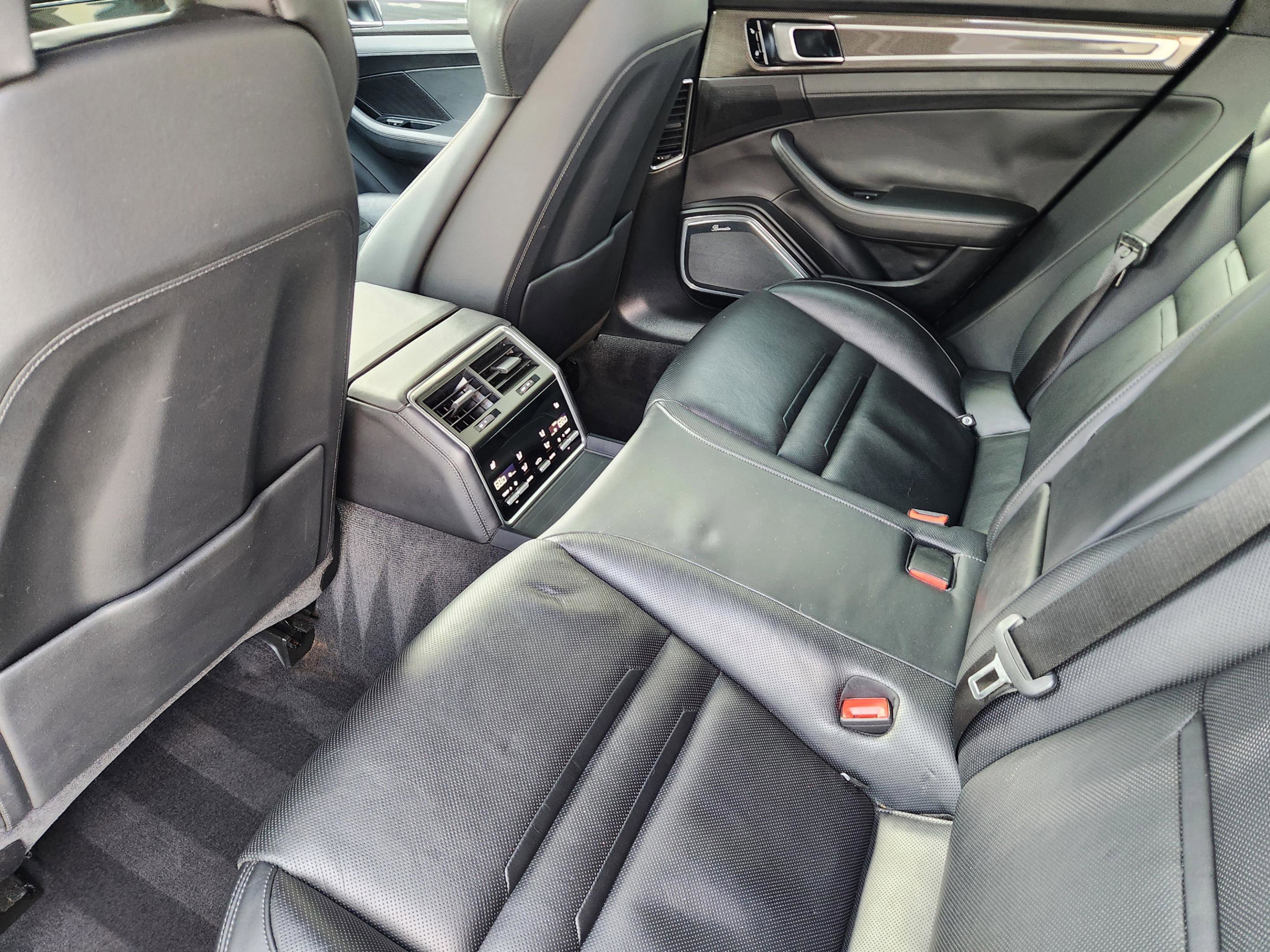 Used 2018 Porsche Panamera Turbo S image 31