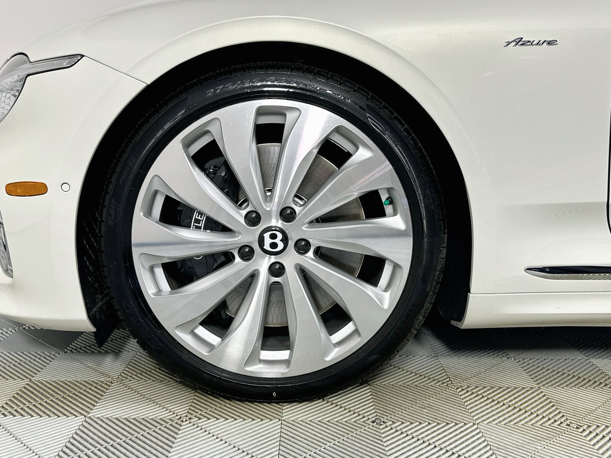New 2027 Bentley Continental GTC AWD/4WD image 9