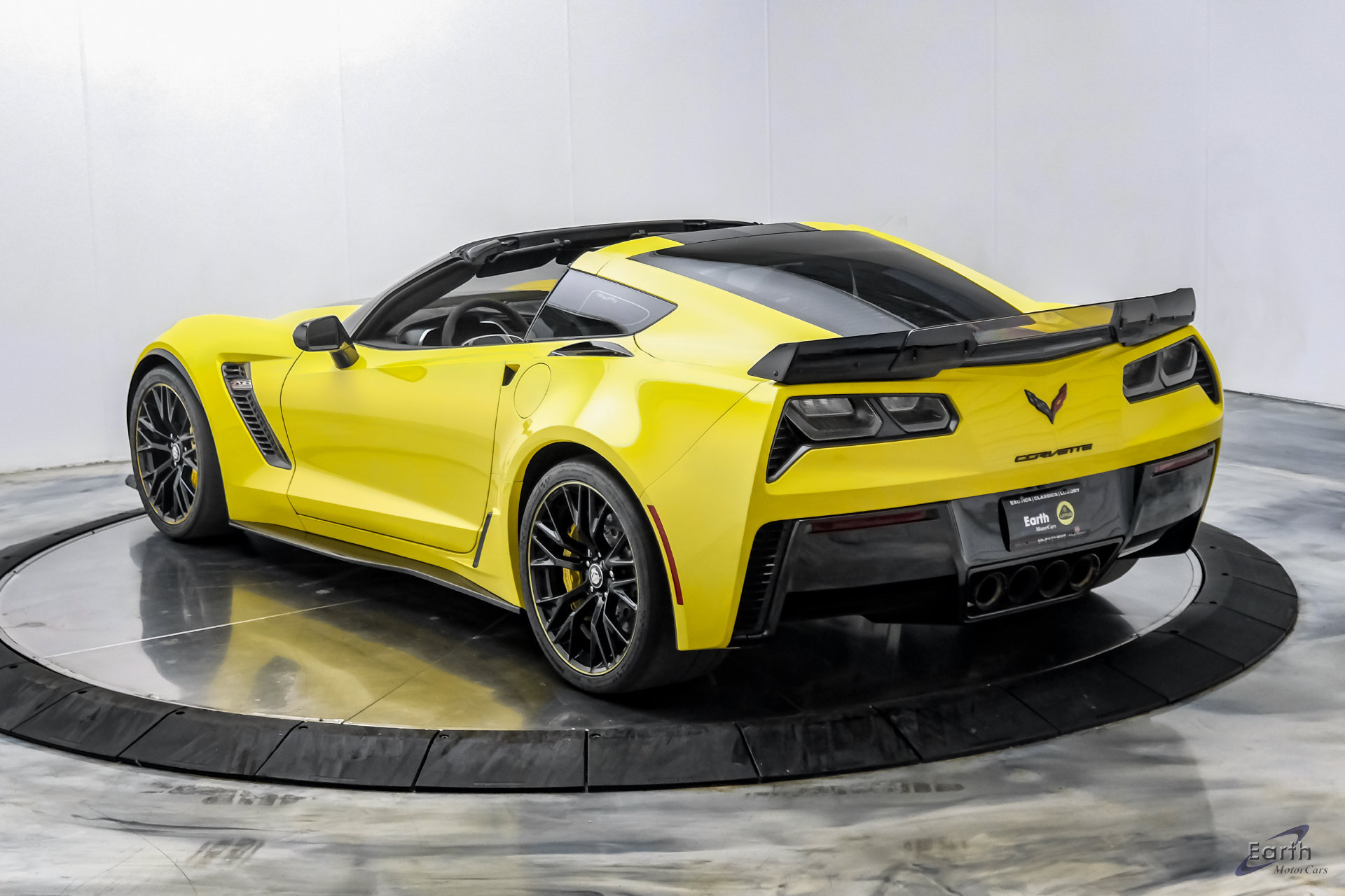 Used 2016 Chevrolet Corvette Z06 w/ C7.r Special Edition RWD image 12