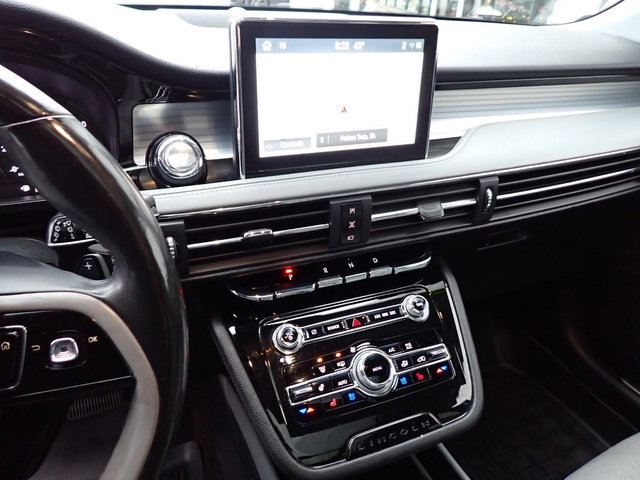 Used 2022 Lincoln Corsair AWD w/ Premium Package image 22