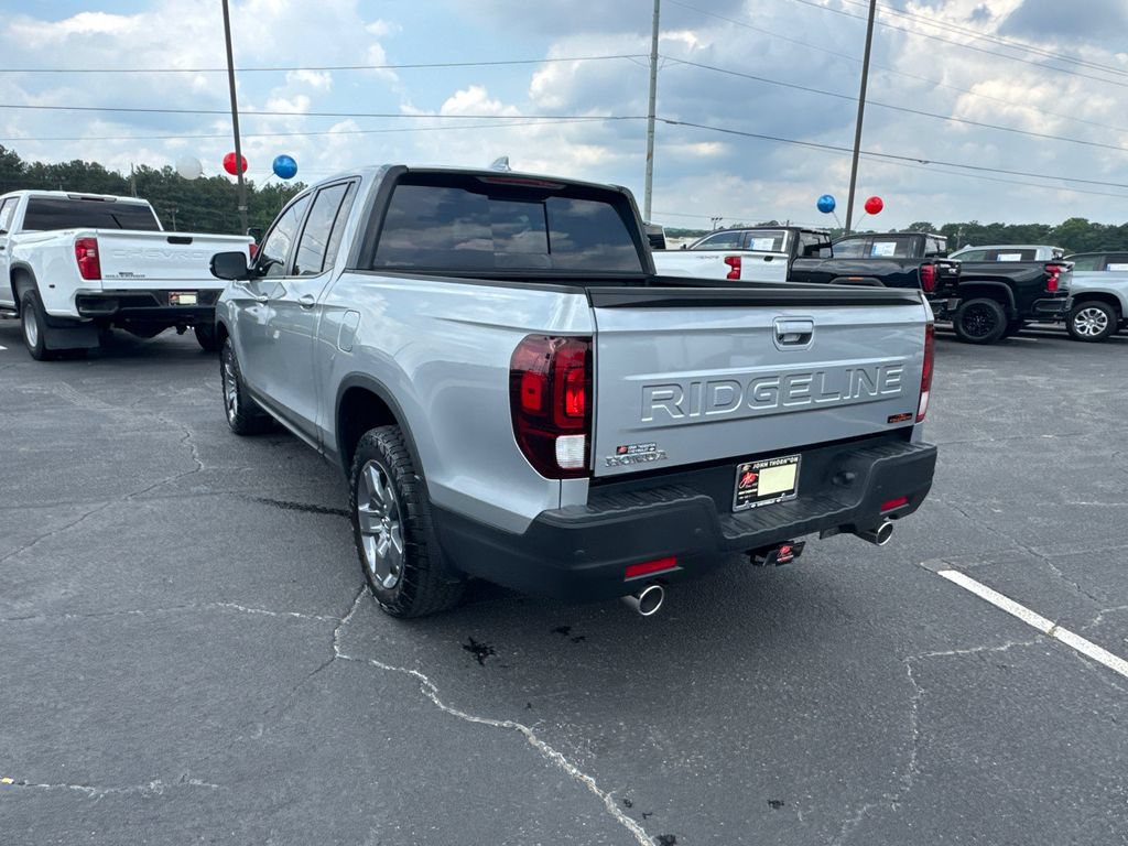 Used 2025 Honda Ridgeline TrailSport image 8