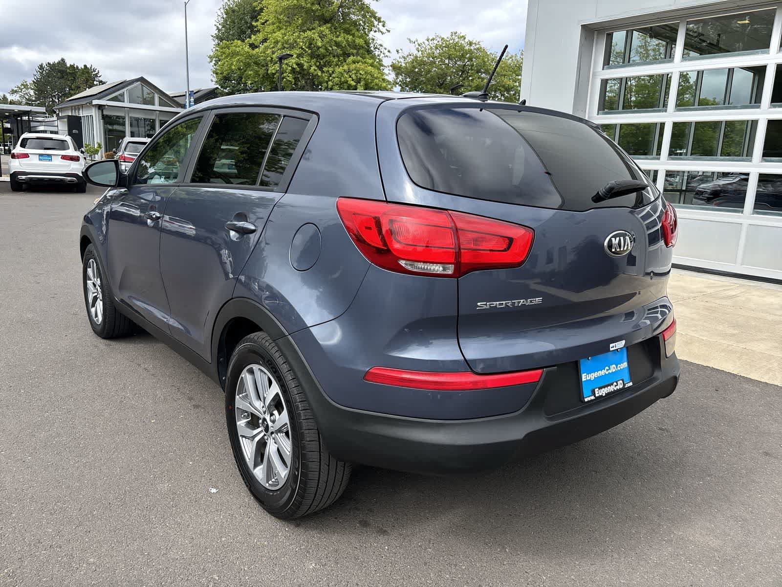 Used 2016 Kia Sportage LX FWD image 3