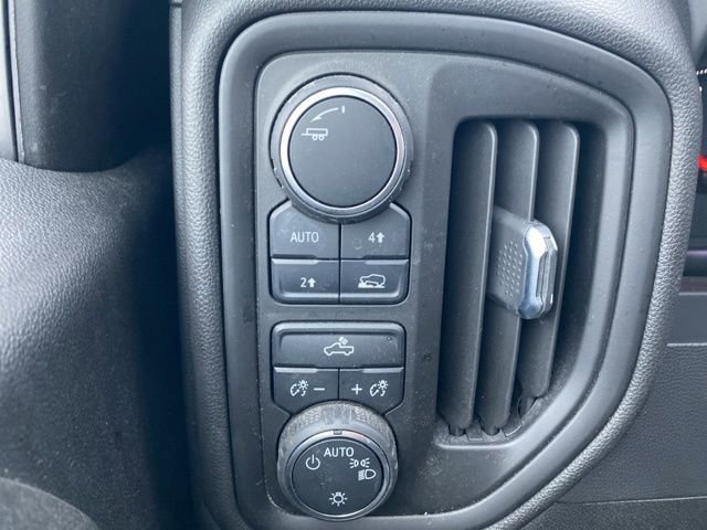 Used 2023 Chevrolet Silverado 1500 Custom image 14